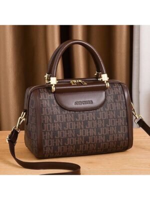 شنطة حريمي، خامة جلد