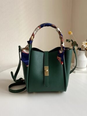 ⁦⁦⁦⁦⁦⁦⁦⁦⁦⁦شنطة حريمي، خامة جلد⁩⁩⁩⁩⁩⁩⁩⁩⁩⁩