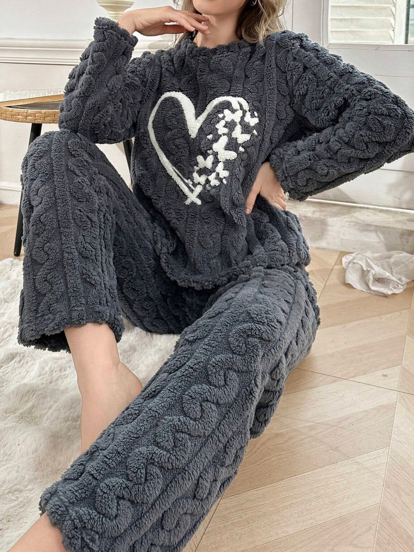 بيجامة للنساء خامة قطن فرو