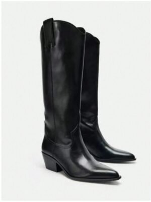 بوت نسائي جلد